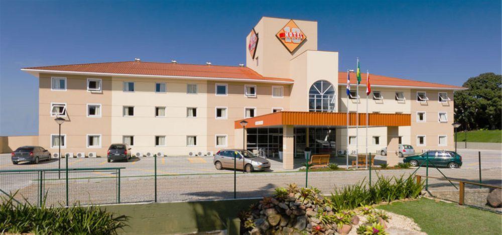 Hotel 10 Жоїнвіль Екстер'єр фото